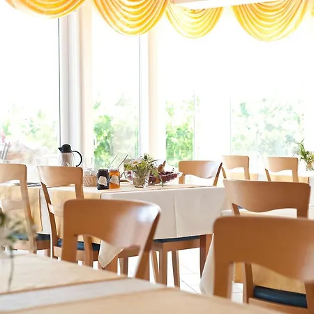 Felshof - Weingut & Gaestehaus 3* Sommerhausen